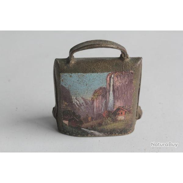 Ancienne cloche peint paysage Souvenir Montagne Suisse Pissevache