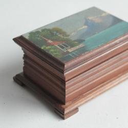 Boite en bois peint paysage Souvenir chapelle de tell Alpes Lac Suisse