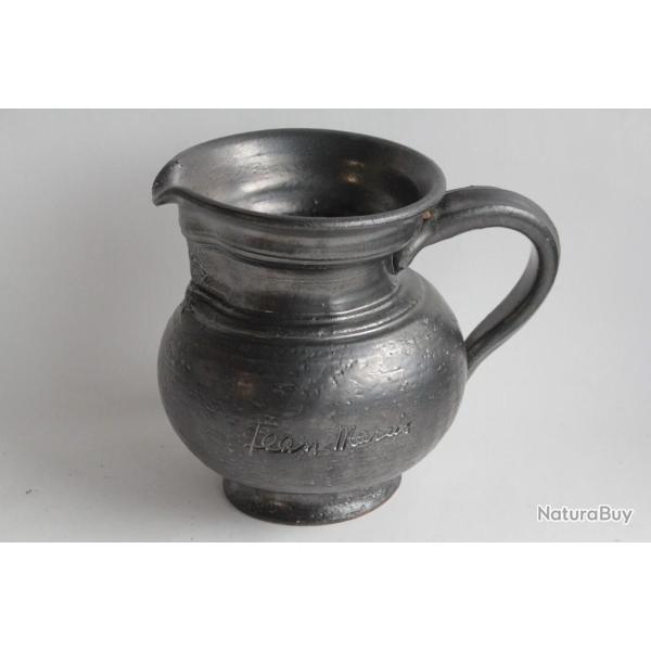 JEAN MARAIS Pichet terre cuite verniss�e noire