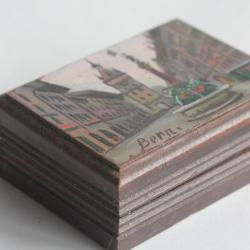 Boite &agrave; timbres bois peint Souvenir Berne Suisse