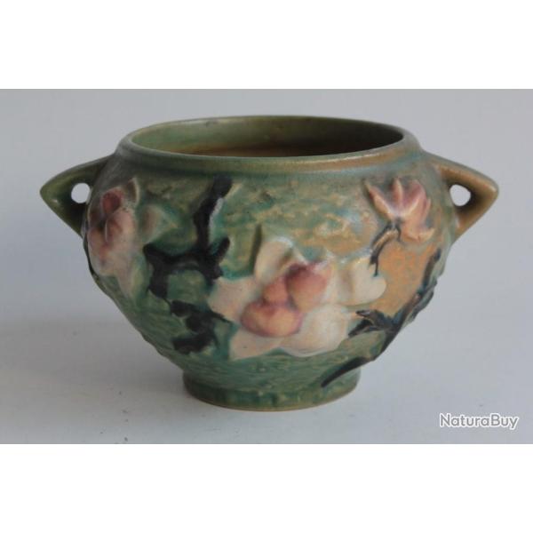 Vase c�ramique Roseville USA 665-3 Magnolia