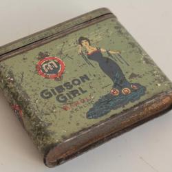 Boîte à Cigarettes tôle Gibson Girl Manoli