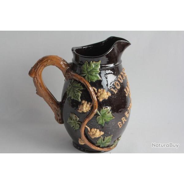 Tara Pichet  vin terre vernisse Louis Roy 1920 Bretonnires Suisse