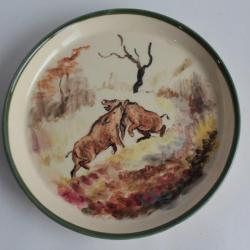 Plat faïence Sangliers M.B. Sologne Chasse