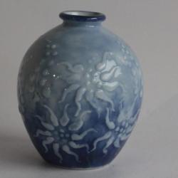 Vase porcelaine Limoges Camille Tharaud Edelweiss