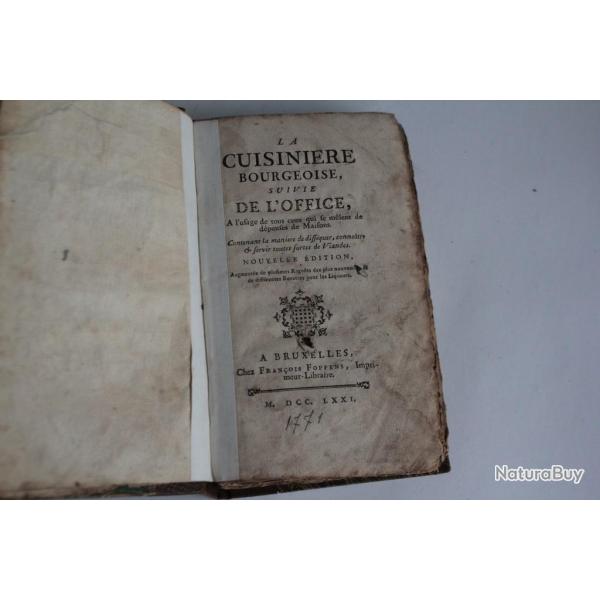 Livre La cuisinire bourgeoise suivie de l'office 1771