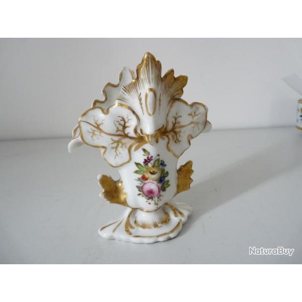 Vase de mariage porcelaine Vieux Paris religion