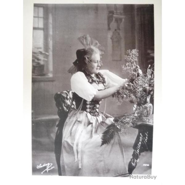 Photo Fred BOISSONNAS 1896 Costume Bernois XVIII