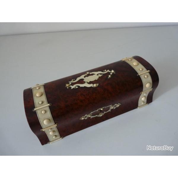 Coffret Loupe et Cellulo�d