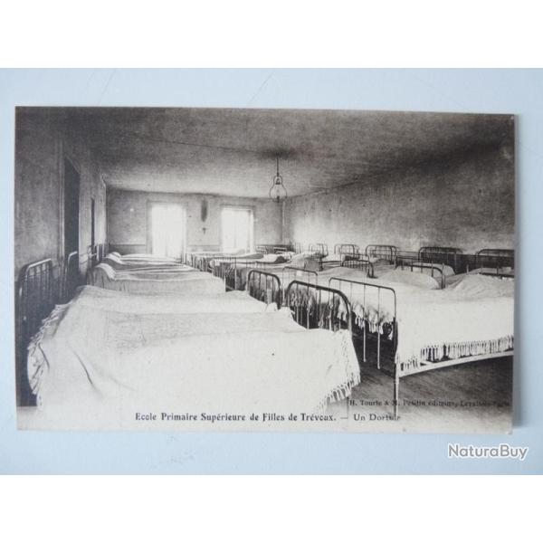 CPA 01 Ain Tr�voux �cole Primaire Sup�rieure des Filles Dortoir