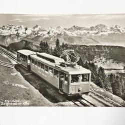 CP Suisse Rigi Kulm Bahn und Blick auf die Alpen Train