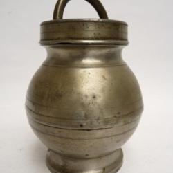 Pot à bouillon étain