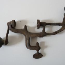 Ancienne sertisseuse à cartouches Chasse