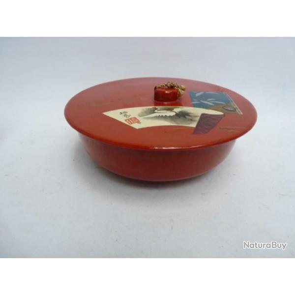 Boite laqu�e Napol�on III antiquit�s Japon