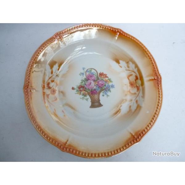 Assiette creuse porcelaine �maill�e Bouquet de Fleurs