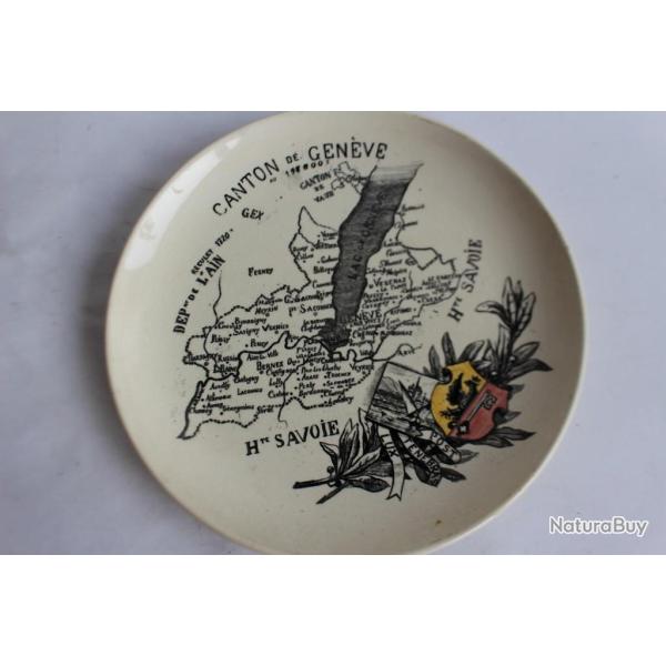 Assiette fa�ence Carte de Carouge Gen�ve/Haute Savoie Cl�ment COPPIER