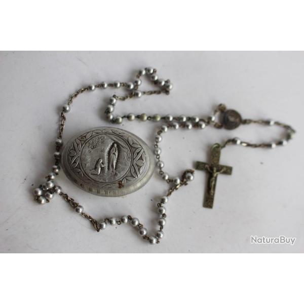 Chapelet ancien perles alu et m�tal argent� + boite religion