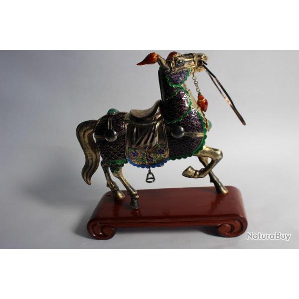 Chine cheval argent vermeil �maux polychromes jade