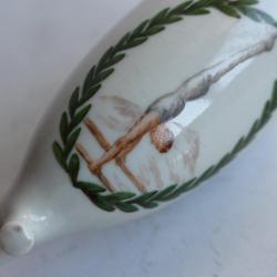 Fourneau de pipe porcelaine sport barres parallèles