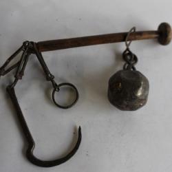 Petite balance ancienne début XIXe siècle Instruments de Mesures Poids