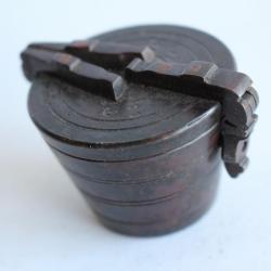 Pile de poids à godets