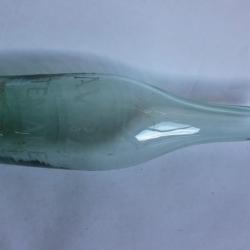 Bouteille ancienne verre soufflé FAVRE Artemare (Haute Savoie)