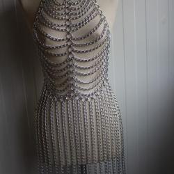 Bijoux de corps aluminium Design 1970 Adrien Mann England Robe