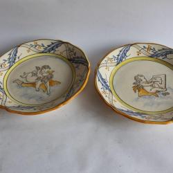 Anciennes assiettes fa&iuml;ence de Charolles d&eacute;cor anges
