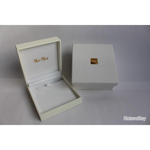 GILBERT ALBERT �crin bijoux boucle d'oreilles ou collier