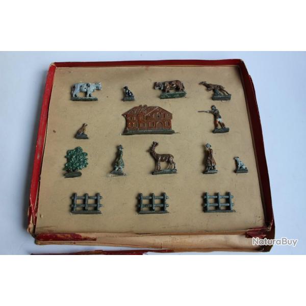 Boite de figurines plomb demi rond de bosse  Ferme Suisse