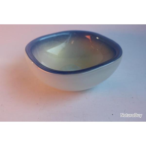 Coupe/cendrier Murano bleu/blanc et poudre d'or