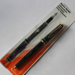 Stylo plume Pierre CARDIN vintage 1870/80 vert
