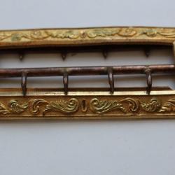Boucle de ceinture bronze doré