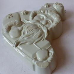 Moule a gateaux Pere No&euml;l R&ouml;sler