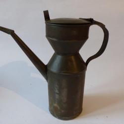 Verseuse mesure  pour huile m&eacute;canique science et technique