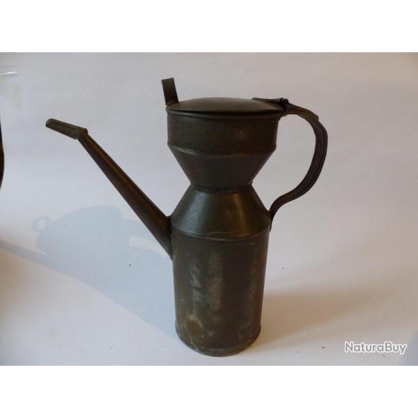 Verseuse mesure  pour huile m�canique science et technique