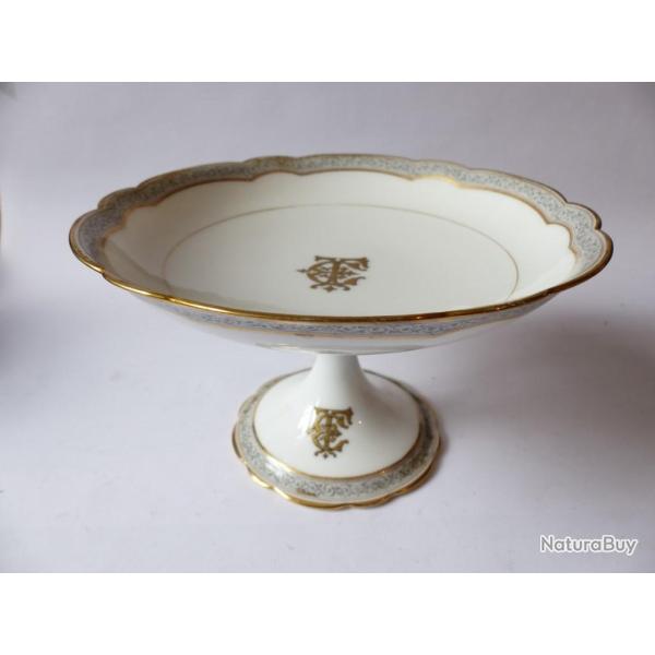 Coupe a fruits porcelaine  Grand d�pot rue Drouot  TC Art de la table