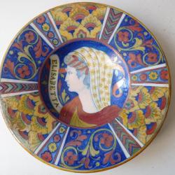 Plat fa&iuml;ence Elisabetta Alfredo Santarelli 1874-1957 Italie majolica