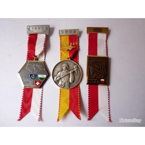 M�dailles (3 ) Pompier