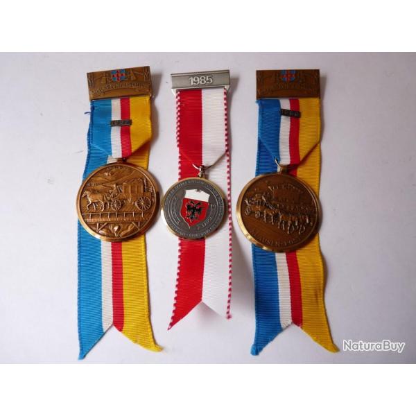 M�dailles (3 ) Pompier