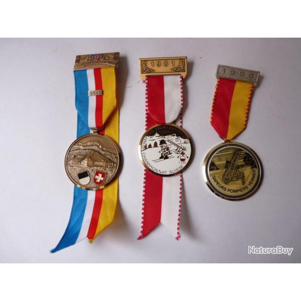 M�dailles (3 ) Pompier