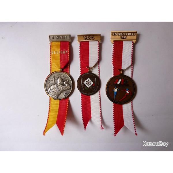 M�dailles (3 ) Pompier