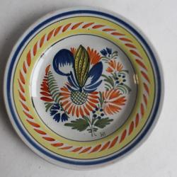 Assiette faïence de Quimper France Hubaudière