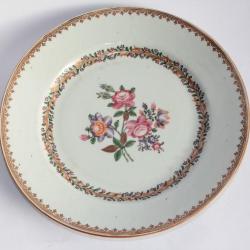 Assiette porcelaine chinoise d'exportation Qianlong XVIIIe si&egrave;cle