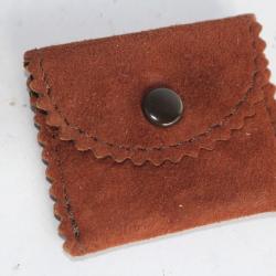 DE GRISOGONO Petit étui pour bijoux bague pendentif