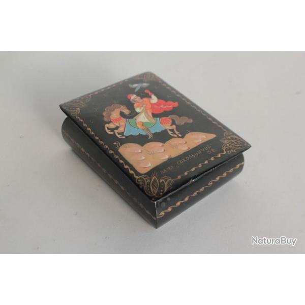 Bo�te laqu�e Russe Palekh Fauconnier