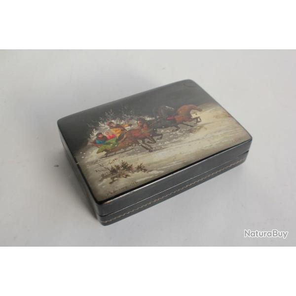 Bo�te laqu�e Russe Fedoskino 1963 Tro�ka