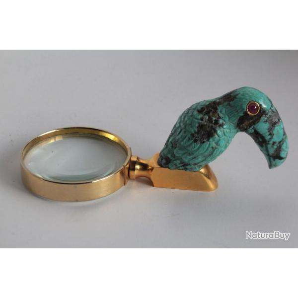 Loupe de bureau Toucan pierre sculpt�e Ira von F�rstenberg