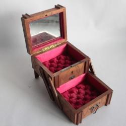 Bo&icirc;te bijoux bois Art populaire Suisse Brienz Edelweiss