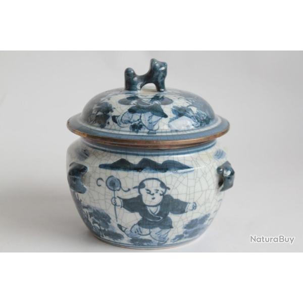 Pot couvert c�ramique craquel�e bleu blanc Chine